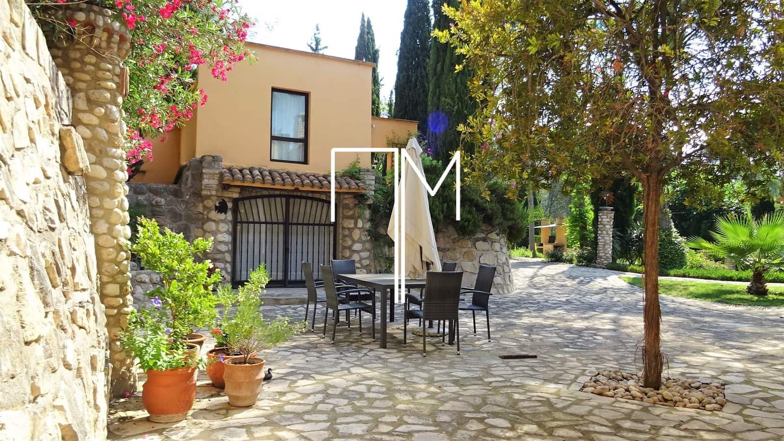 3 sypialnia Willa na sprzedaż w Xativa z basenem garażem - 600 000 € (Ref: 9441527)