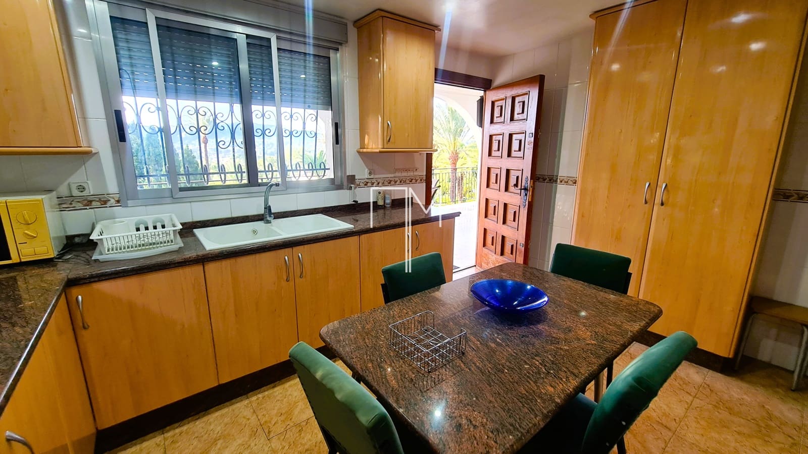 4 sypialnia Willa na sprzedaż w Xativa z basenem garażem - 390 000 € (Ref: 9455665)