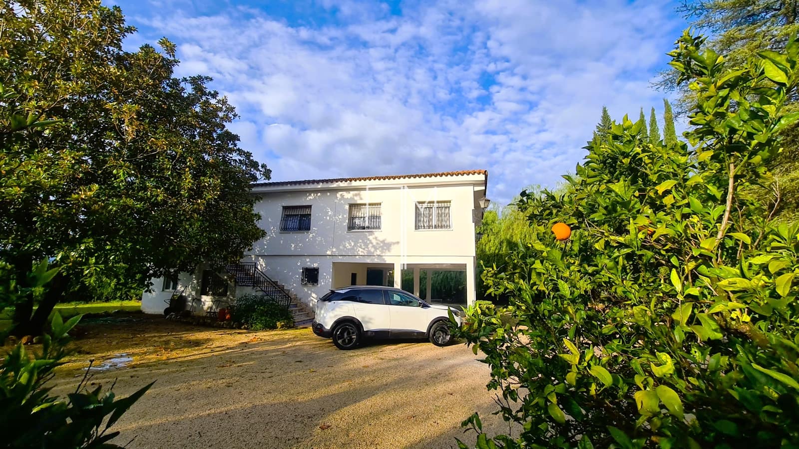 4 sypialnia Willa na sprzedaż w Xativa z basenem garażem - 390 000 € (Ref: 9455665)