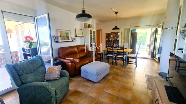 5 makuuhuone Huvila myytävänä paikassa Alberic mukana uima-altaan 
autotalli - 365 000 € (Ref: 9624209)