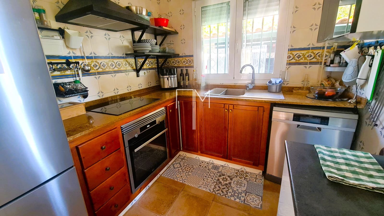 5 makuuhuone Huvila myytävänä paikassa Alberic mukana uima-altaan 
autotalli - 365 000 € (Ref: 9624209)