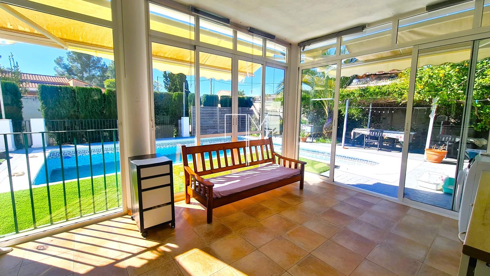 5 makuuhuone Huvila myytävänä paikassa Alberic mukana uima-altaan 
autotalli - 365 000 € (Ref: 9624209)