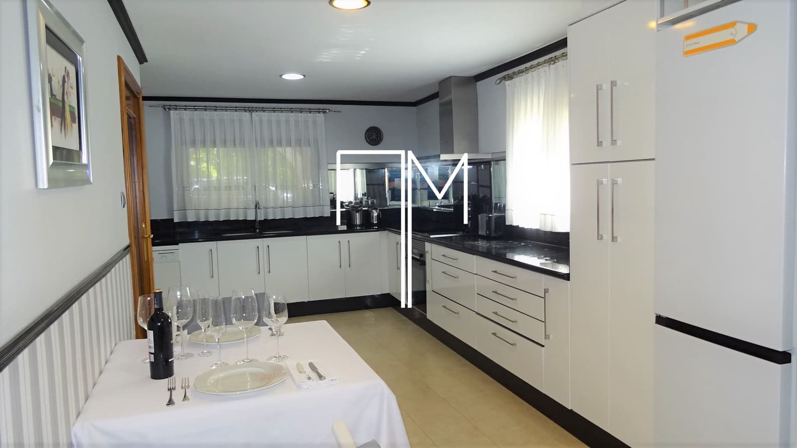 Chalet de 4 habitaciones en Ontinyent en venta con piscina garaje - 1.355.000 € (Ref: 9636197)