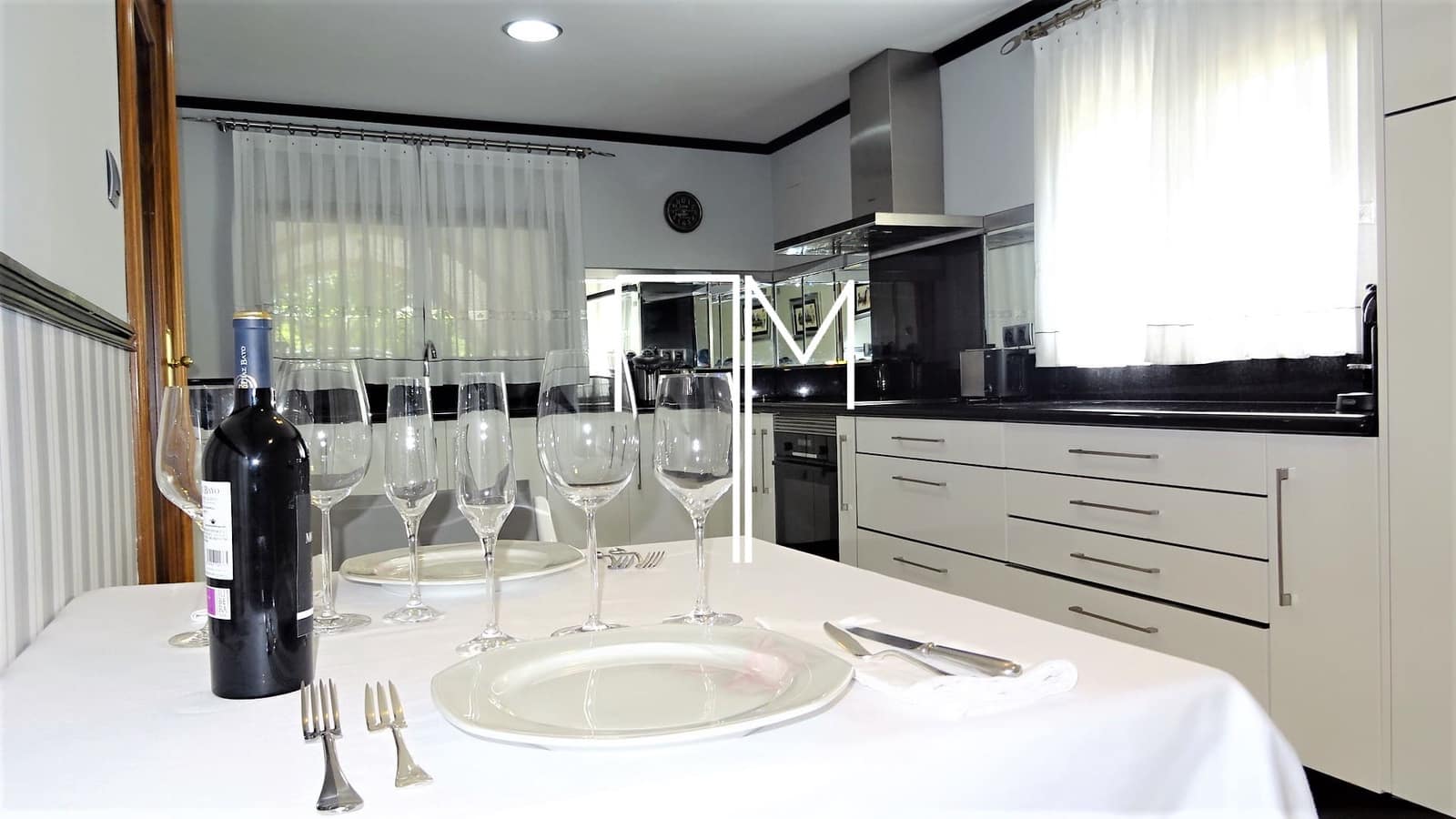 Chalet de 4 habitaciones en Ontinyent en venta con piscina garaje - 1.355.000 € (Ref: 9636197)