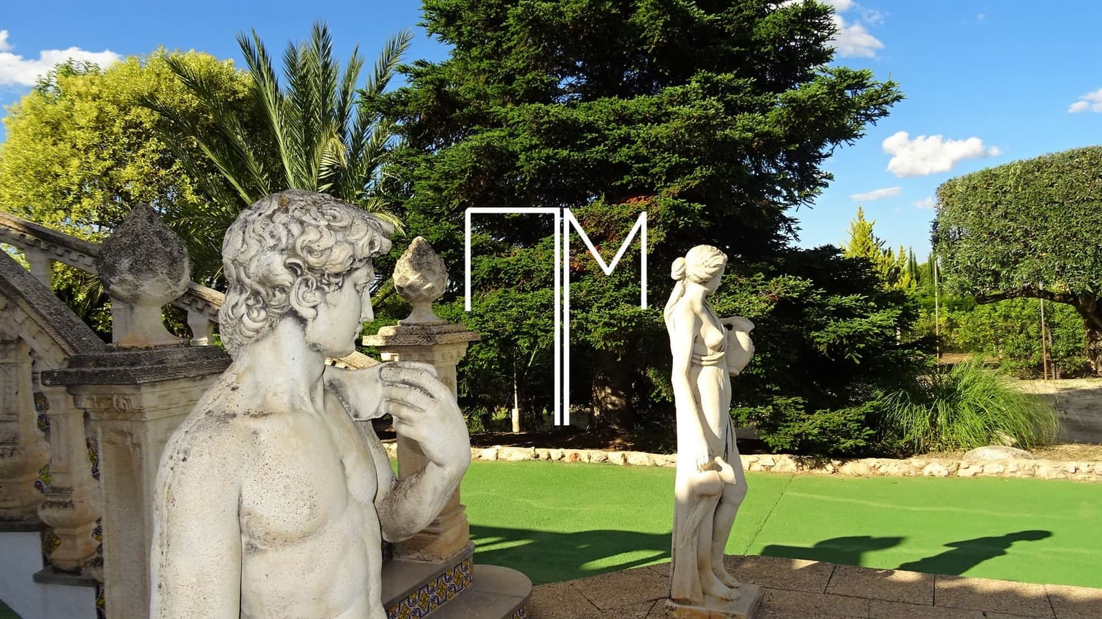 Chalet de 4 habitaciones en Ontinyent en venta con piscina garaje - 1.355.000 € (Ref: 9636197)