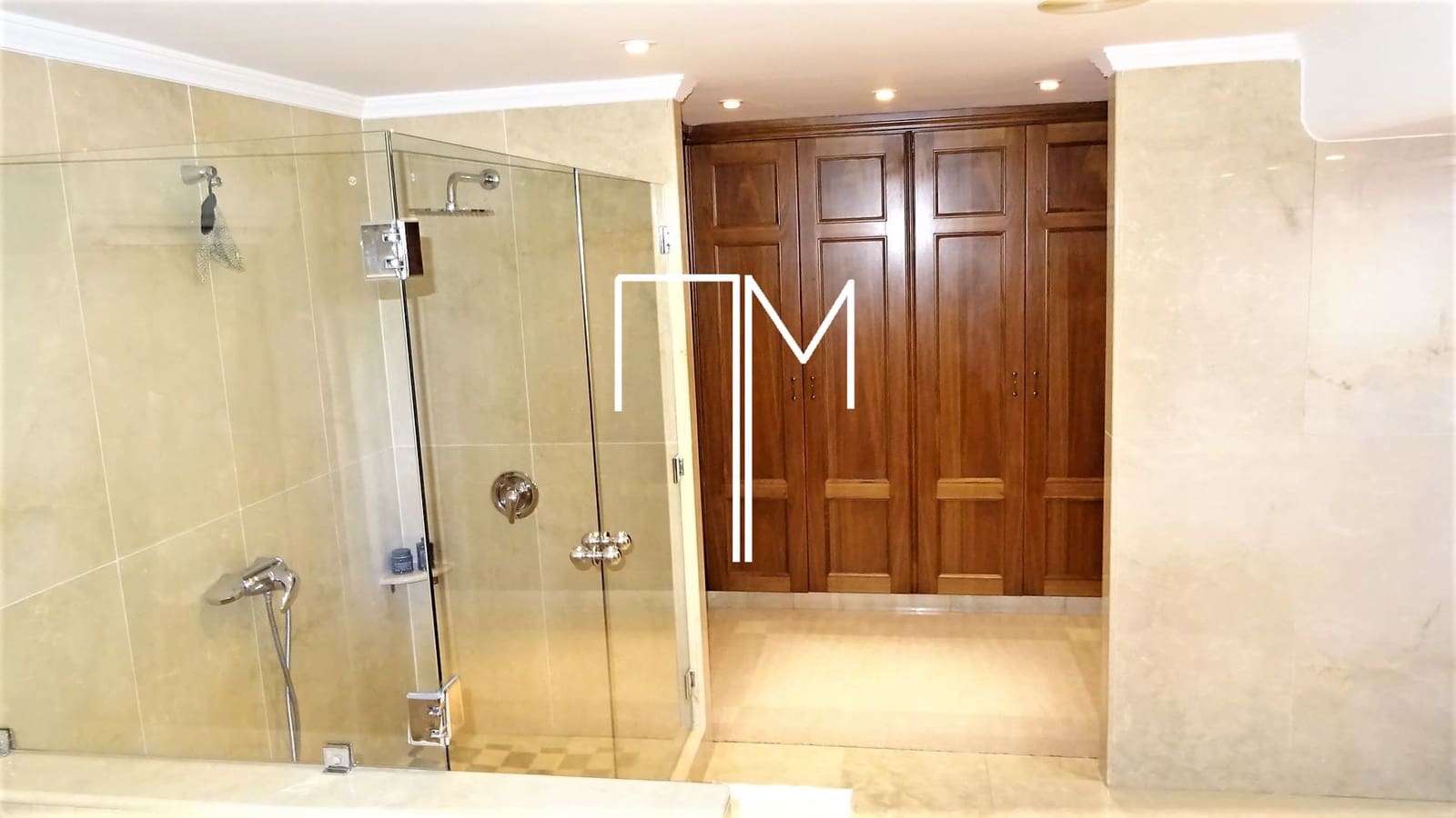 Chalet de 4 habitaciones en Ontinyent en venta con piscina garaje - 1.355.000 € (Ref: 9636197)