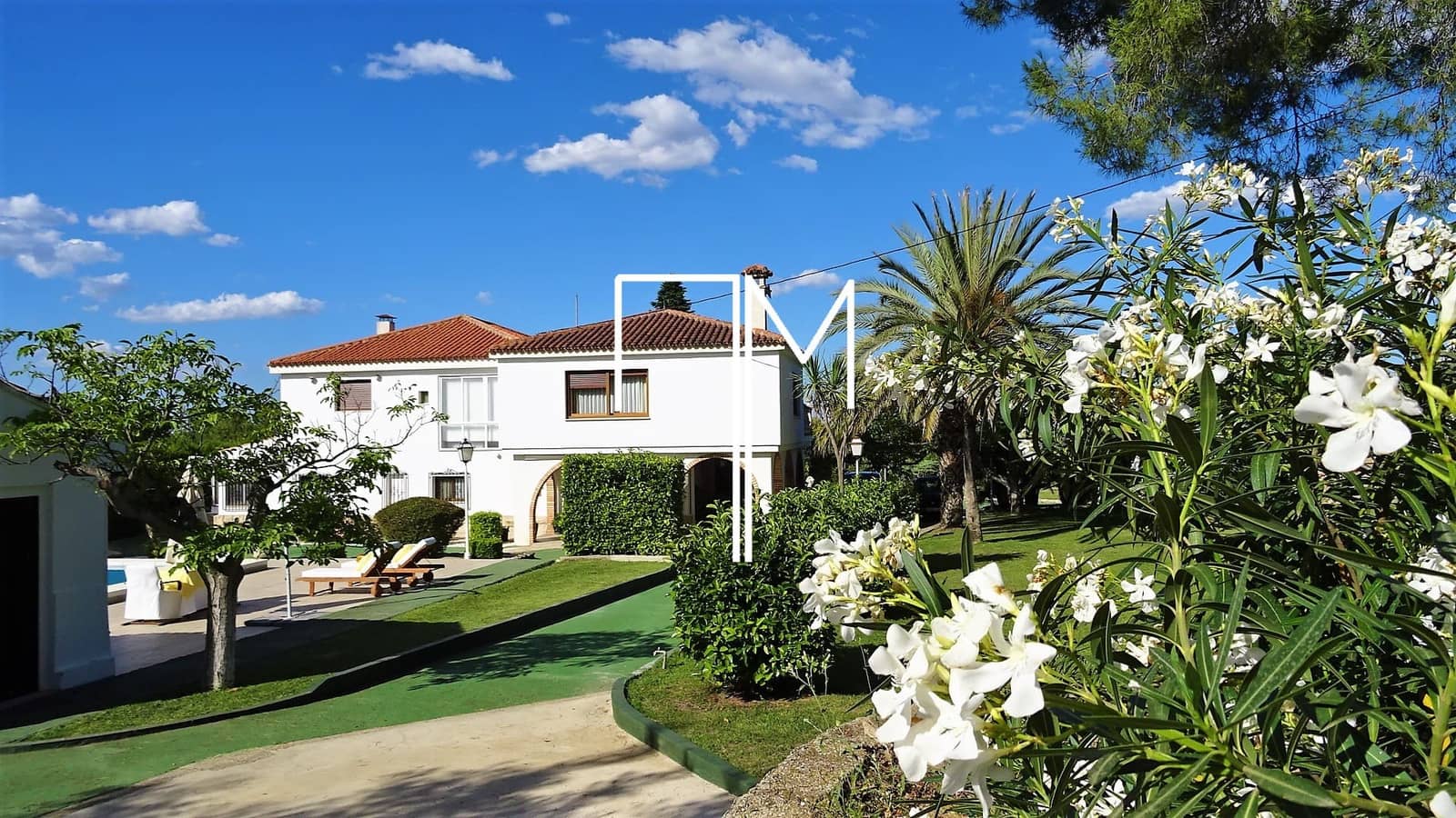 Chalet de 4 habitaciones en Ontinyent en venta con piscina garaje - 1.355.000 € (Ref: 9636197)