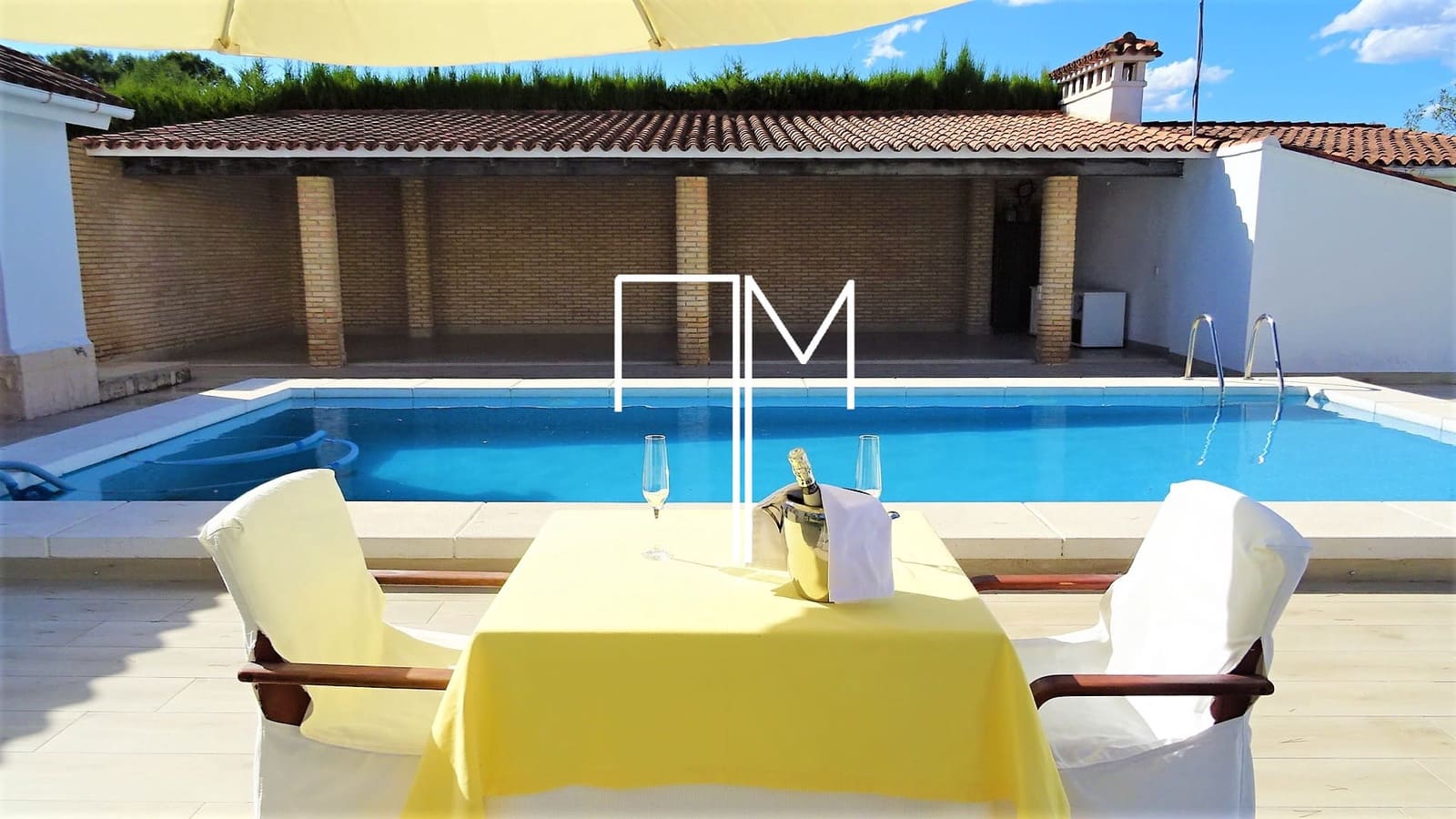 Chalet de 4 habitaciones en Ontinyent en venta con piscina garaje - 1.355.000 € (Ref: 9636197)