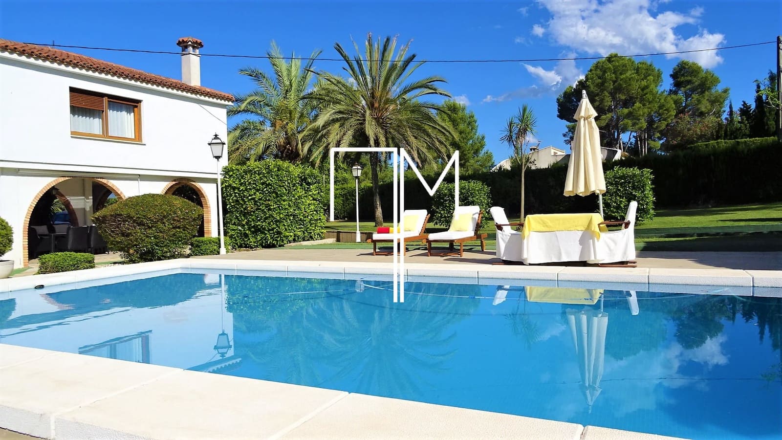 Chalet de 4 habitaciones en Ontinyent en venta con piscina garaje - 1.355.000 € (Ref: 9636197)