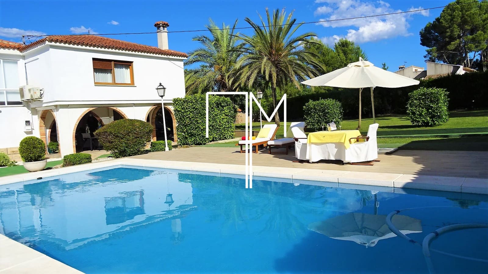 Chalet de 4 habitaciones en Ontinyent en venta con piscina garaje - 1.355.000 € (Ref: 9636197)