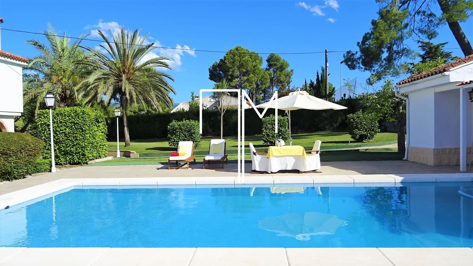 Chalet de 4 habitaciones en Ontinyent en venta con piscina garaje - 1.355.000 € (Ref: 9636197)