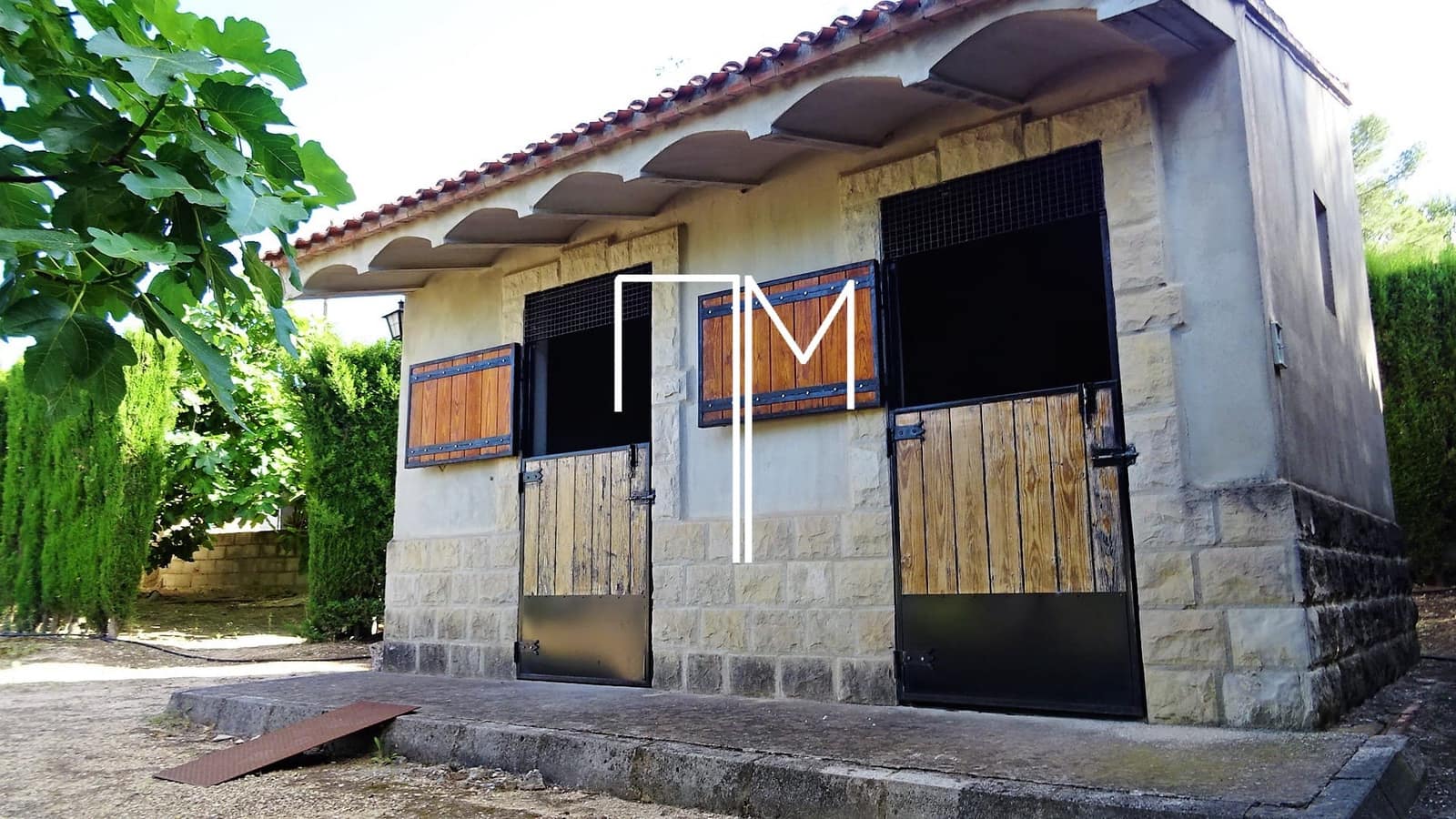 Chalet de 4 habitaciones en Ontinyent en venta con piscina garaje - 1.355.000 € (Ref: 9636197)