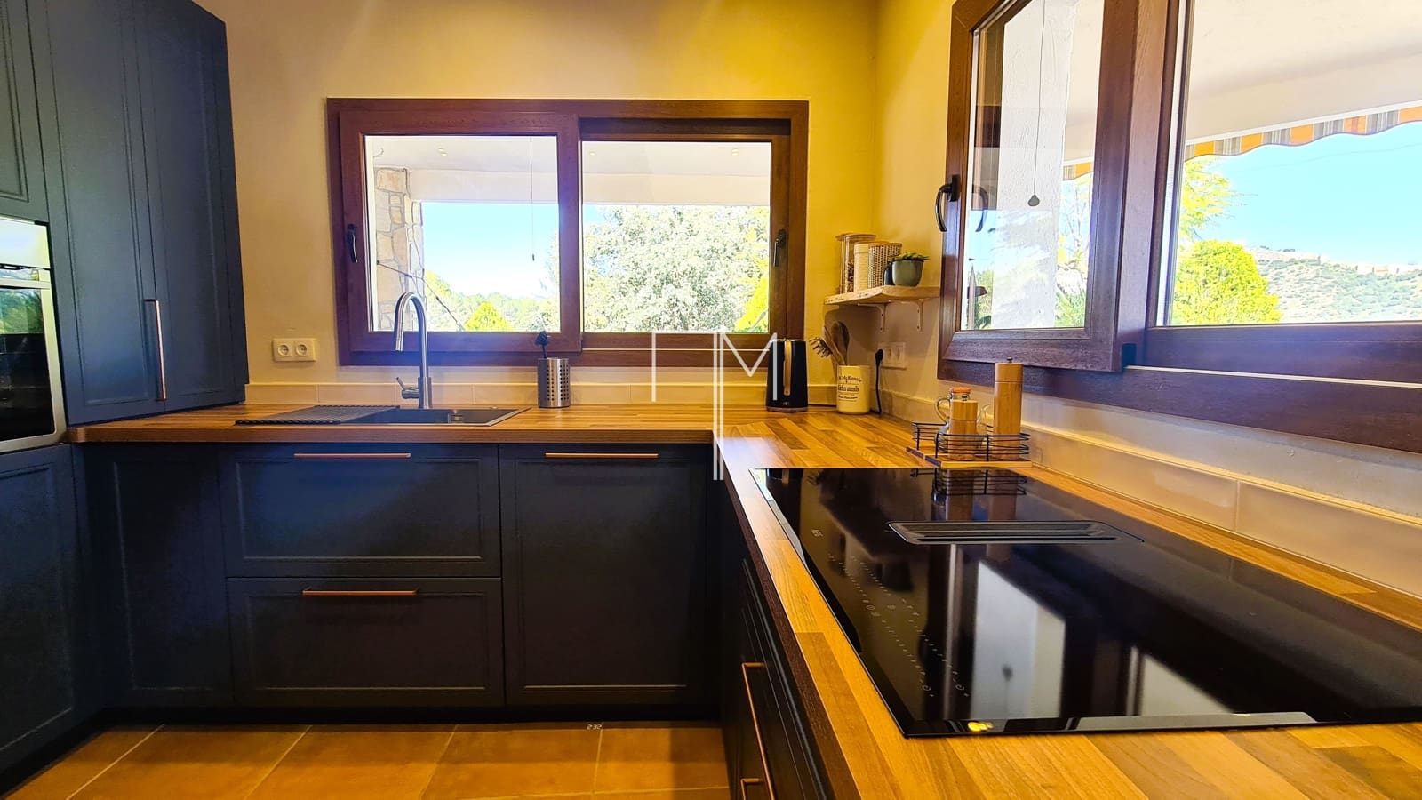 3 soverom Villa til salgs i Xativa med svømmebasseng garasje - € 480 000 (Ref: 9742996)