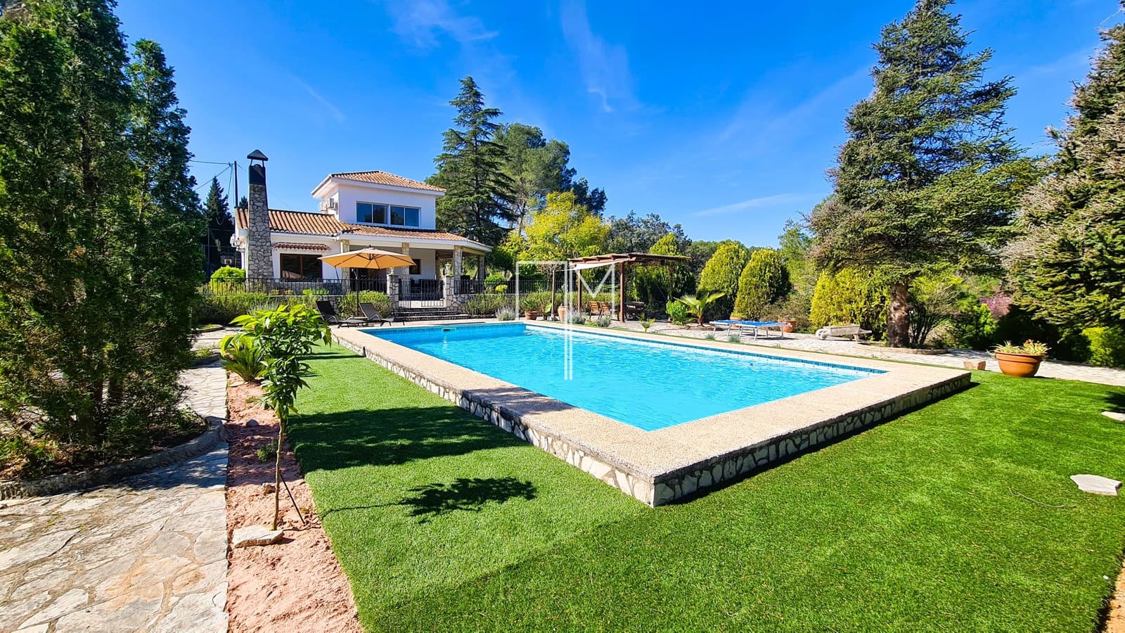 3 soverom Villa til salgs i Xativa med svømmebasseng garasje - € 480 000 (Ref: 9742996)