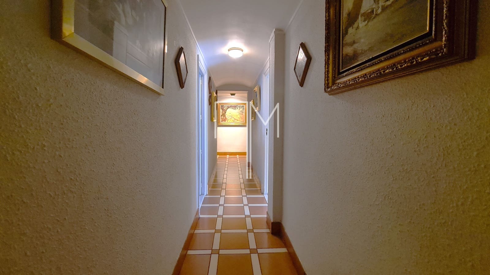 5 Zimmer Apartment zu verkaufen in Xativa mit Garage - 320.000 € (Ref: 9789916)