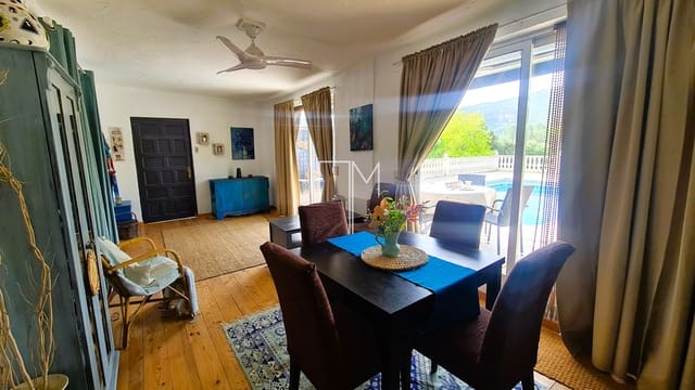 3 slaapkamer Villa te koop in Xàtiva met zwembad garage - € 245.000 (Ref: 9795444)