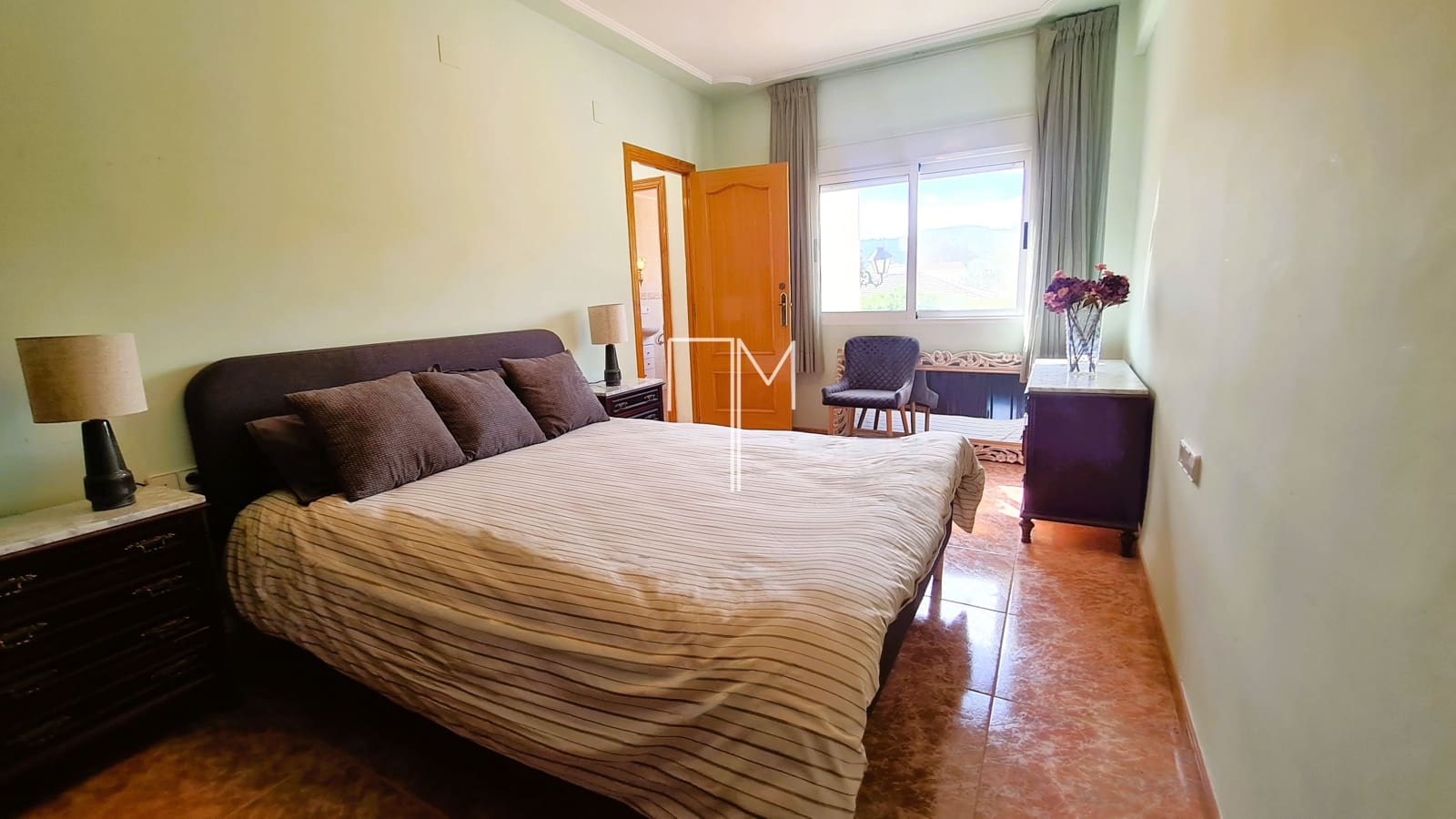 5 bedroom Villa for sale in Xativa with garage - € 435,000 (Ref: 9819641)