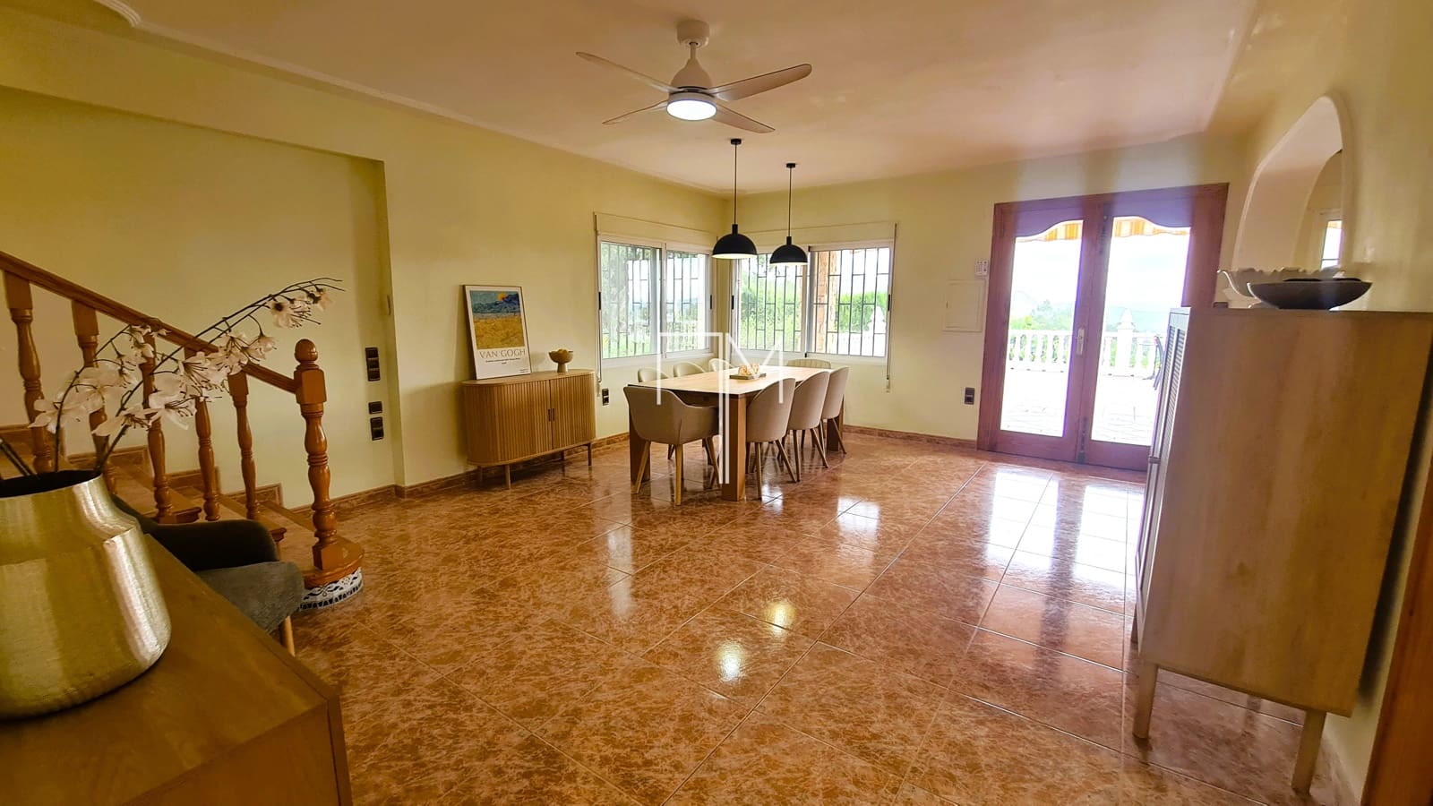 5 bedroom Villa for sale in Xativa with garage - € 435,000 (Ref: 9819641)