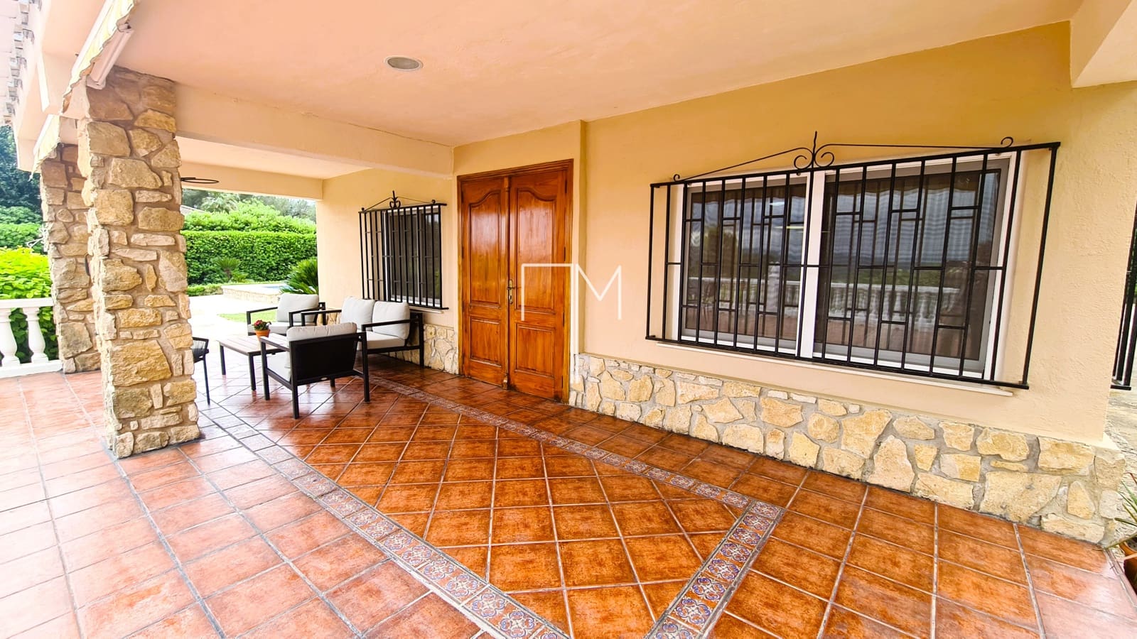 5 bedroom Villa for sale in Xativa with garage - € 435,000 (Ref: 9819641)