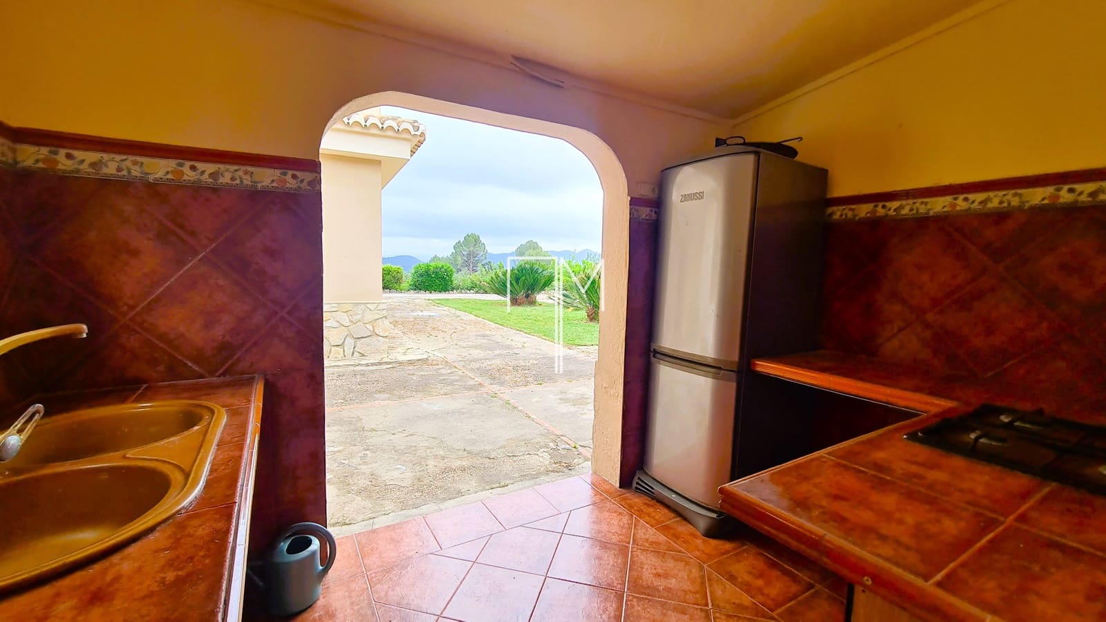 5 bedroom Villa for sale in Xativa with garage - € 435,000 (Ref: 9819641)