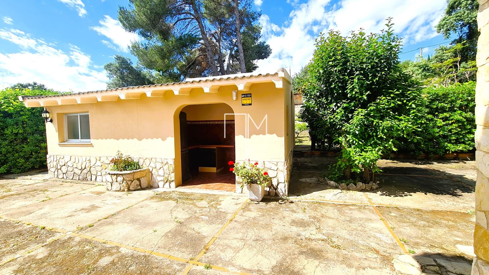 5 bedroom Villa for sale in Xativa with garage - € 435,000 (Ref: 9819641)