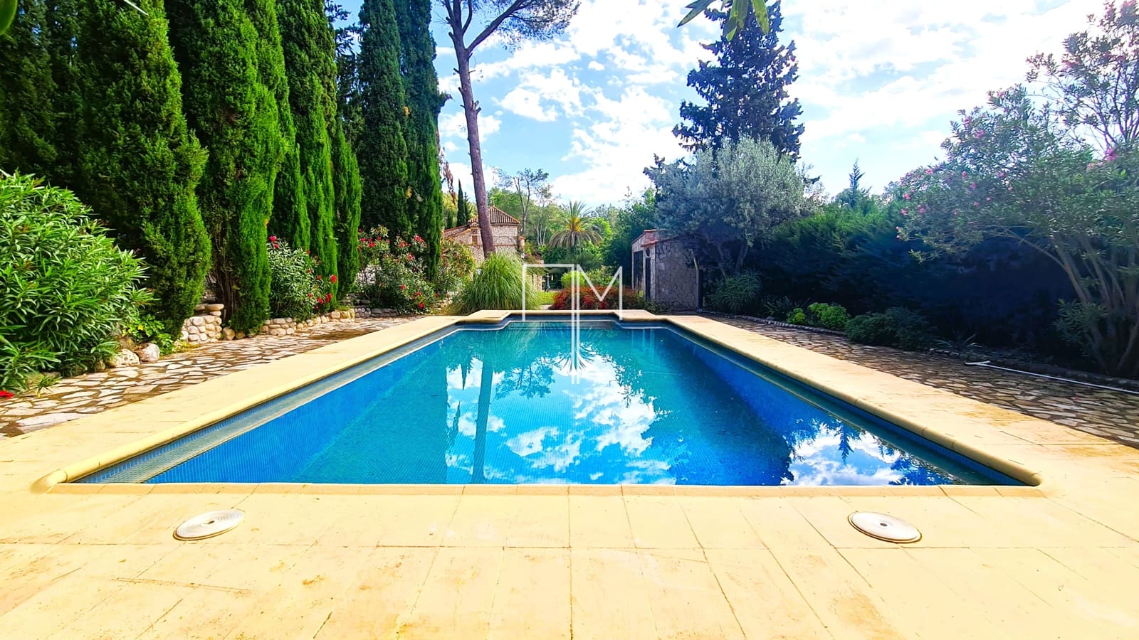 3 bedroom Villa for sale in Xativa with pool garage - € 550,000 (Ref: 9849784)