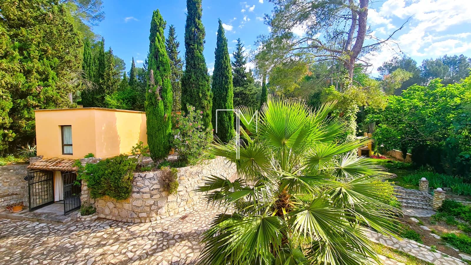 3 bedroom Villa for sale in Xativa with pool garage - € 550,000 (Ref: 9849784)