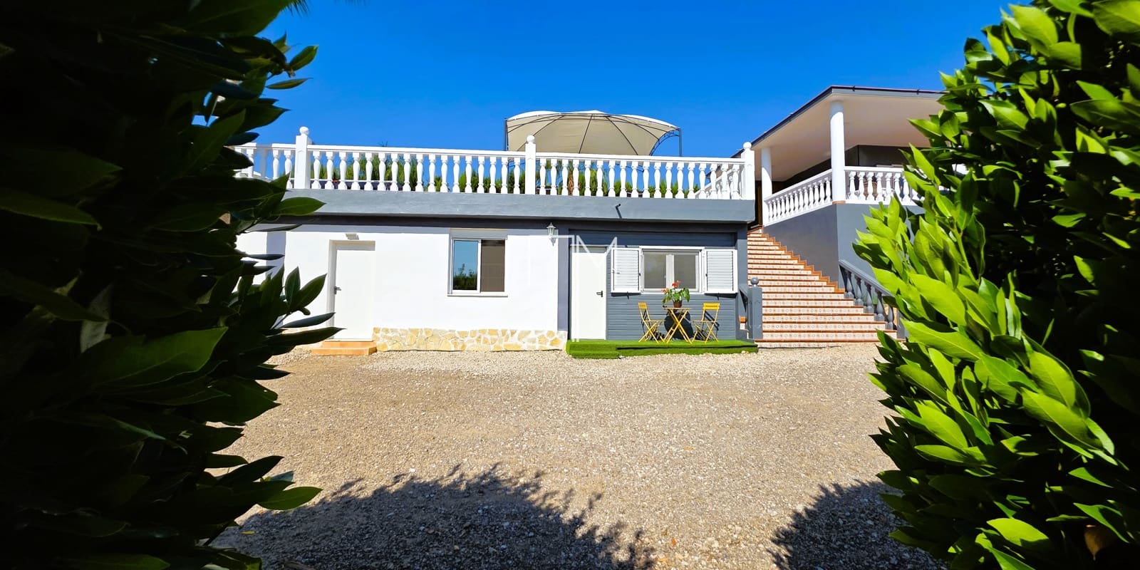 Chalet de 5 habitaciones en Alberic en venta con piscina garaje - 460.000 € (Ref: 9885207)