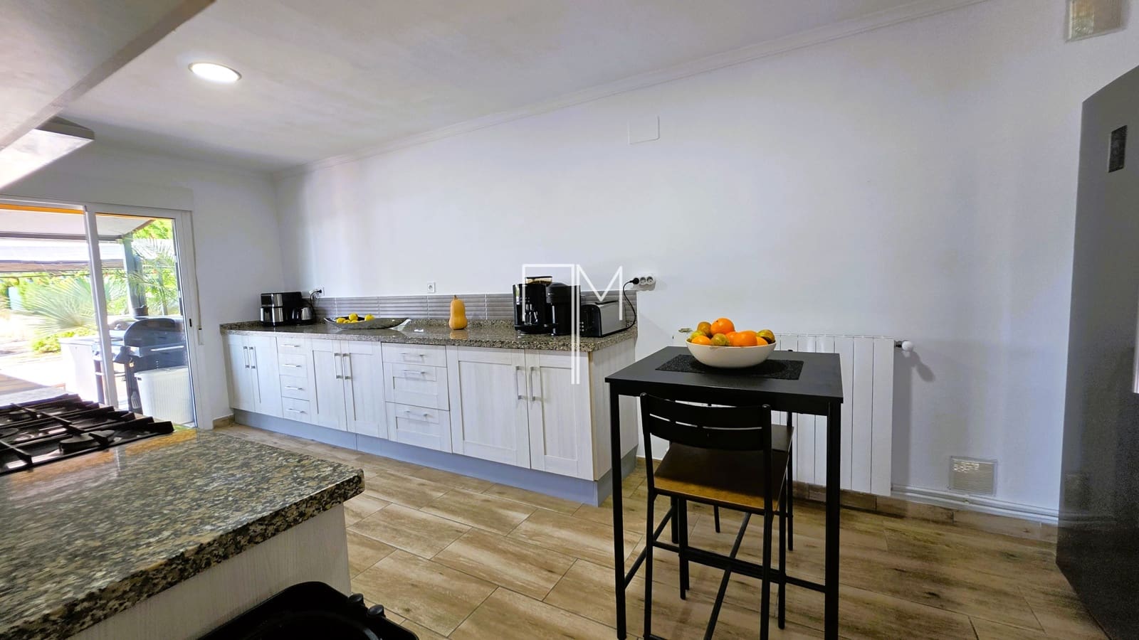 Chalet de 5 habitaciones en Alberic en venta con piscina garaje - 460.000 € (Ref: 9885207)