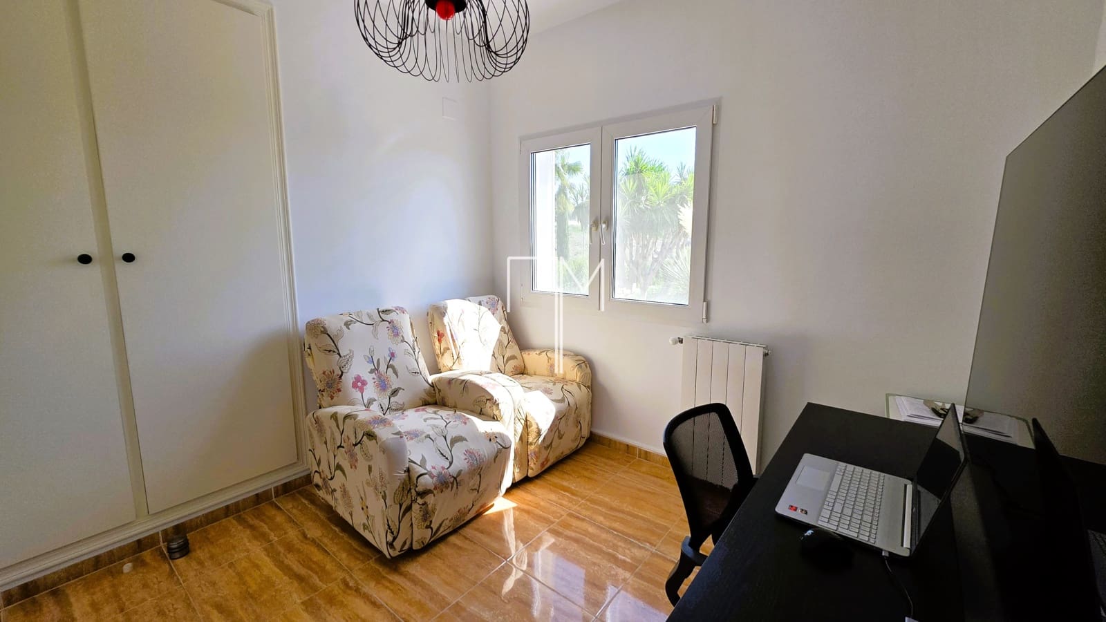 Chalet de 5 habitaciones en Alberic en venta con piscina garaje - 460.000 € (Ref: 9885207)