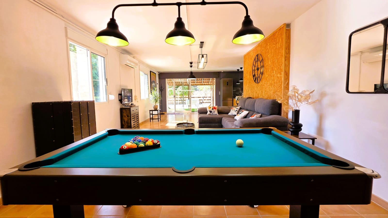 Chalet de 5 habitaciones en Alberic en venta con piscina garaje - 460.000 € (Ref: 9885207)