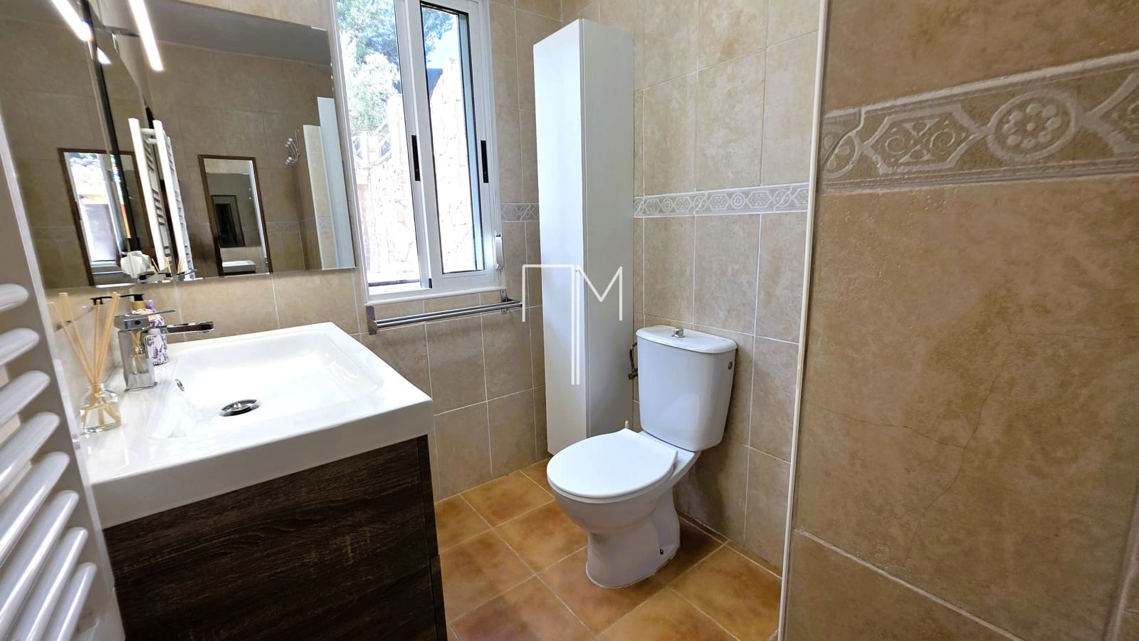 Chalet de 5 habitaciones en Alberic en venta con piscina garaje - 460.000 € (Ref: 9885207)