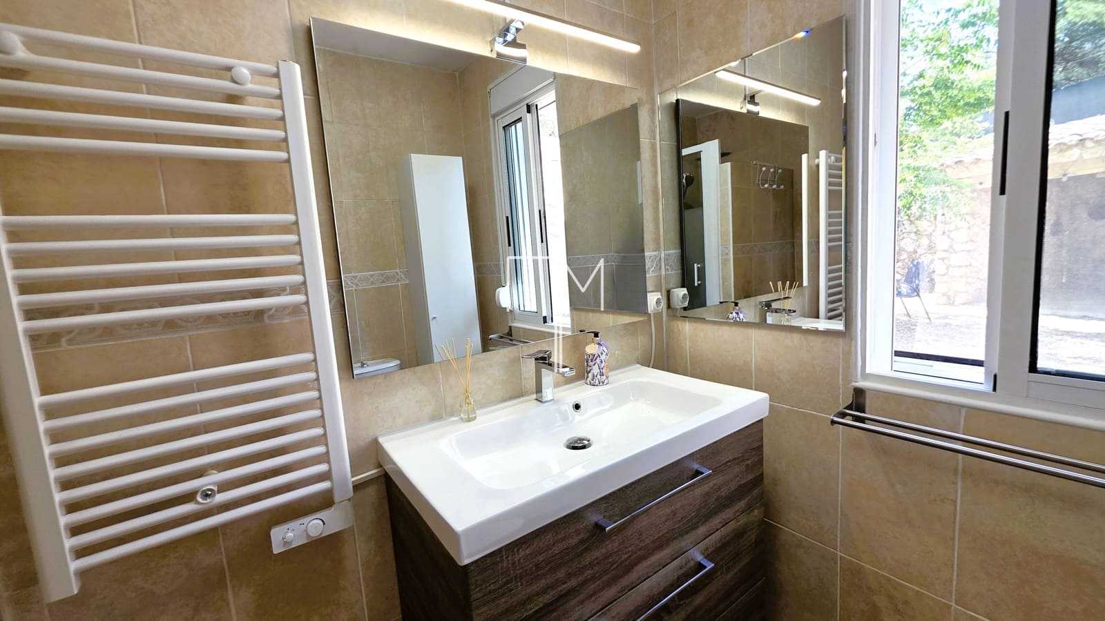 Chalet de 5 habitaciones en Alberic en venta con piscina garaje - 460.000 € (Ref: 9885207)