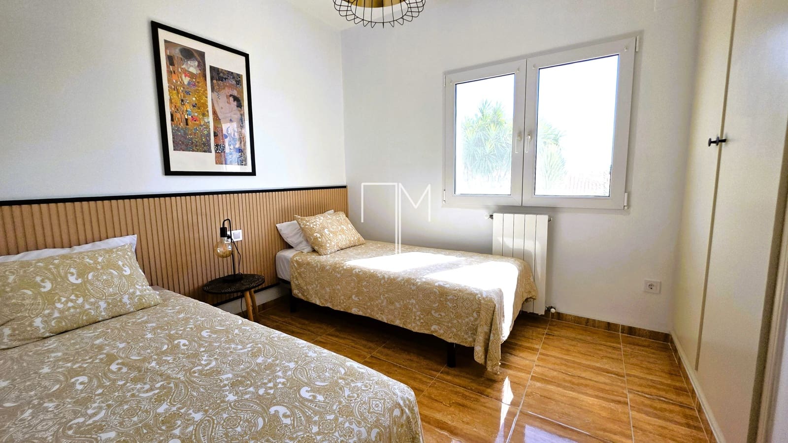 Chalet de 5 habitaciones en Alberic en venta con piscina garaje - 460.000 € (Ref: 9885207)