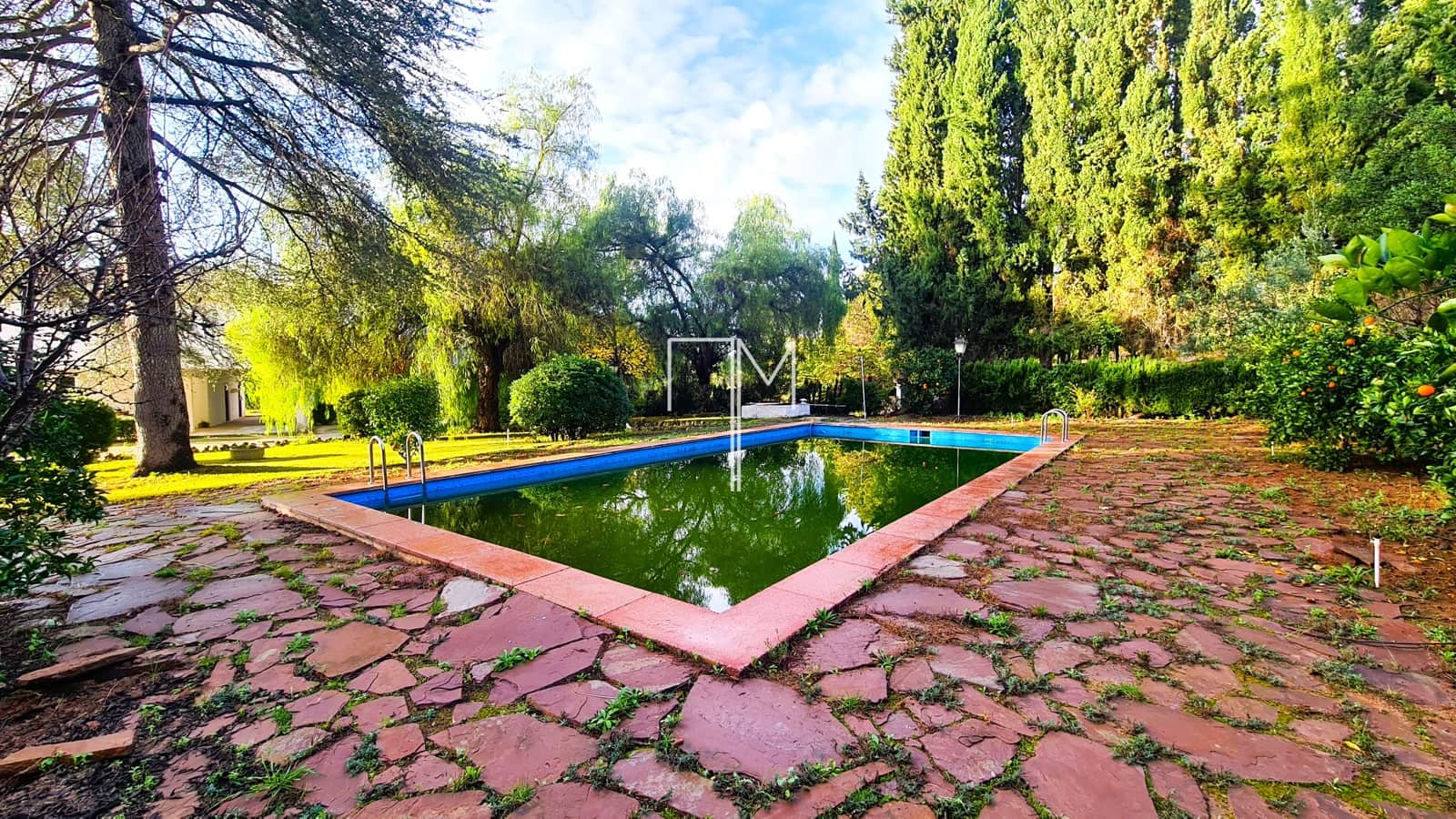 4 bedroom Villa for sale in Xativa with pool garage - € 350,000 (Ref: 9894756)