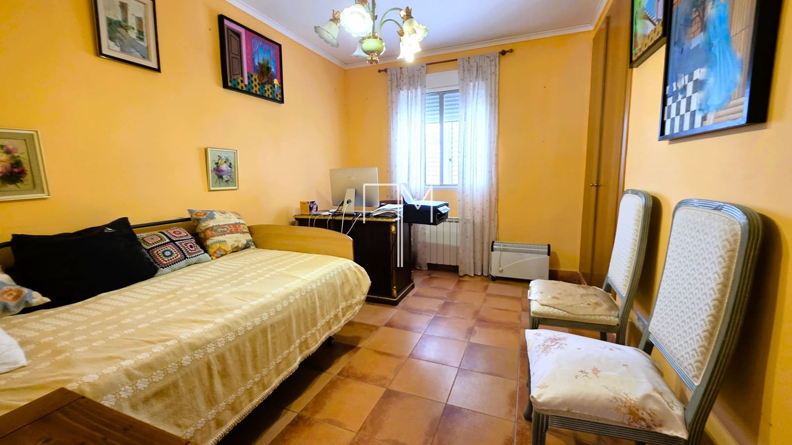 4 bedroom Villa for sale in Chiva with pool garage - € 443,000 (Ref: 9919056)