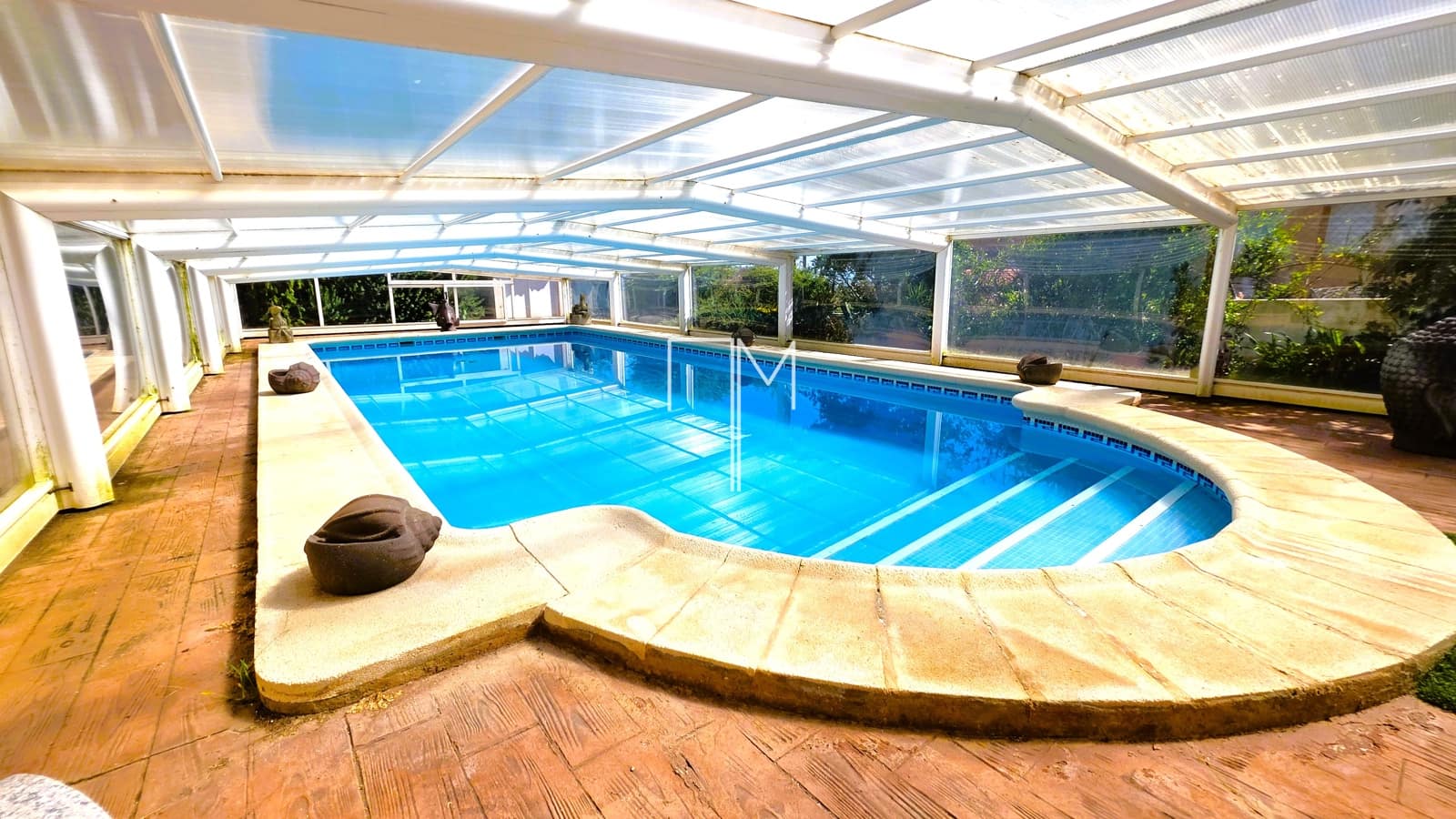 4 bedroom Villa for sale in Chiva with pool garage - € 443,000 (Ref: 9919056)
