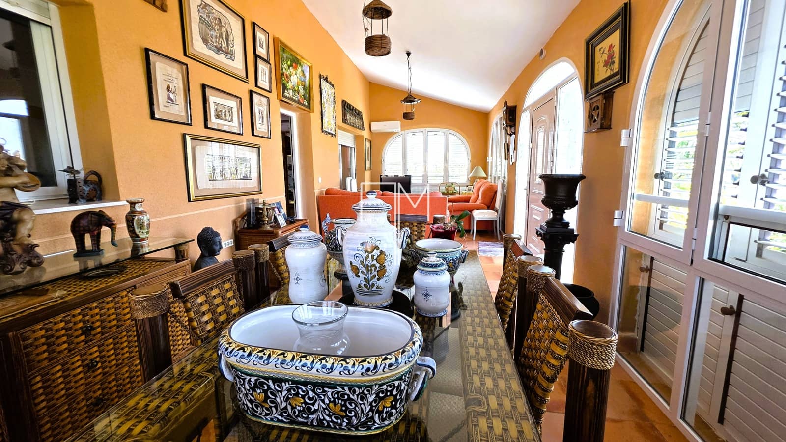 4 bedroom Villa for sale in Chiva with pool garage - € 443,000 (Ref: 9919056)