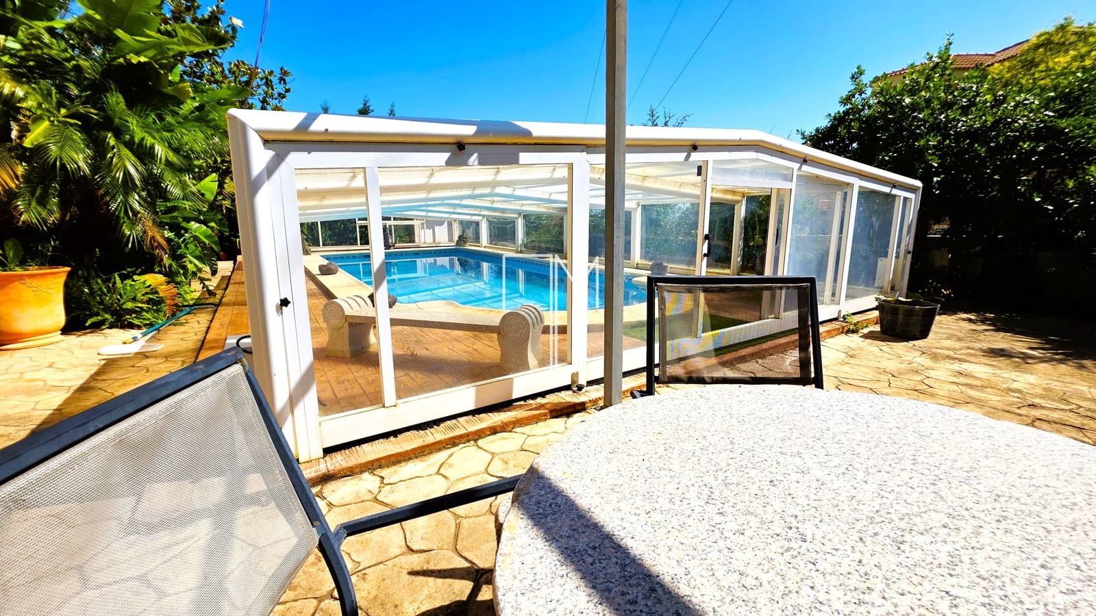 4 bedroom Villa for sale in Chiva with pool garage - € 443,000 (Ref: 9919056)