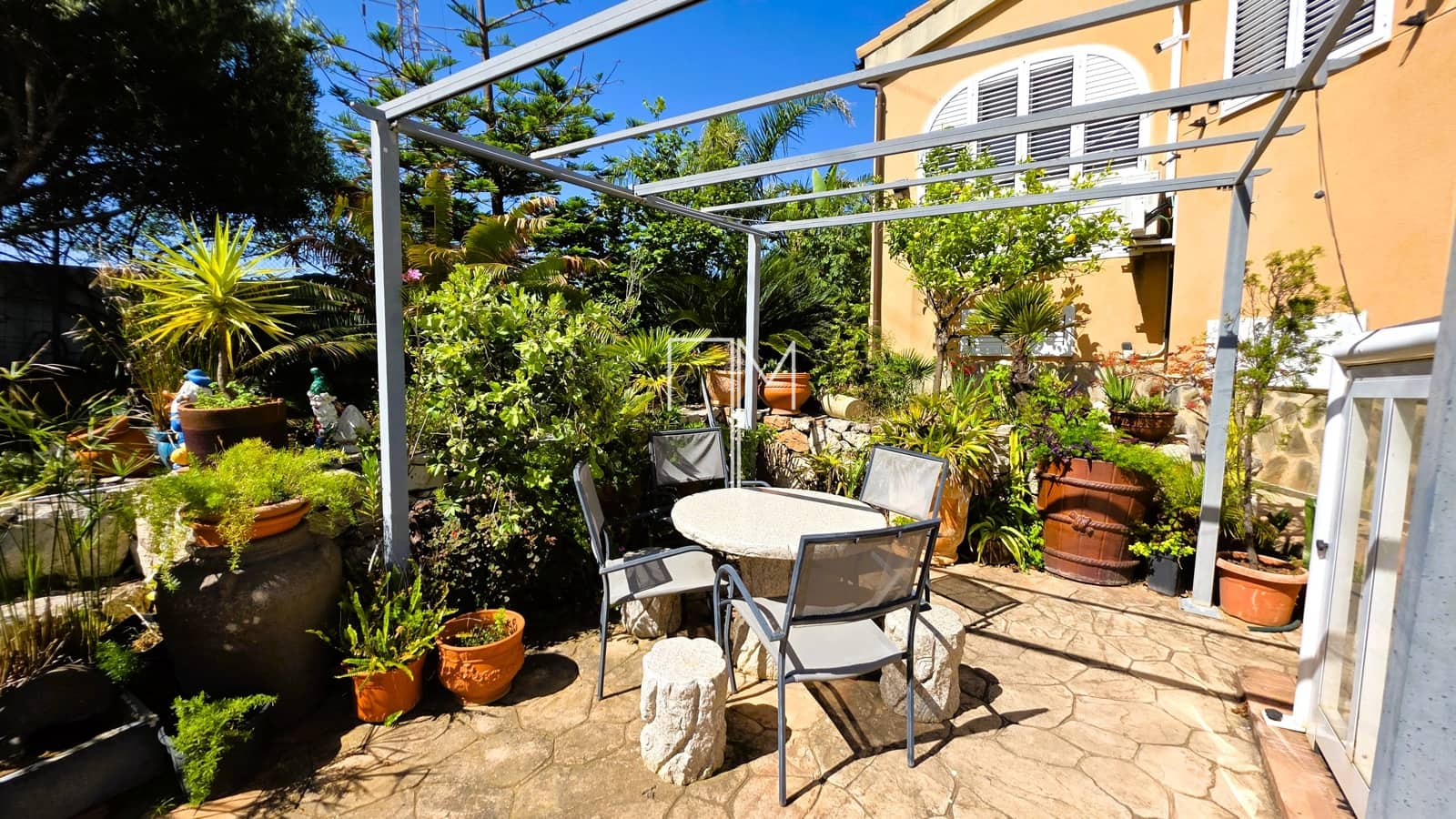 4 bedroom Villa for sale in Chiva with pool garage - € 443,000 (Ref: 9919056)