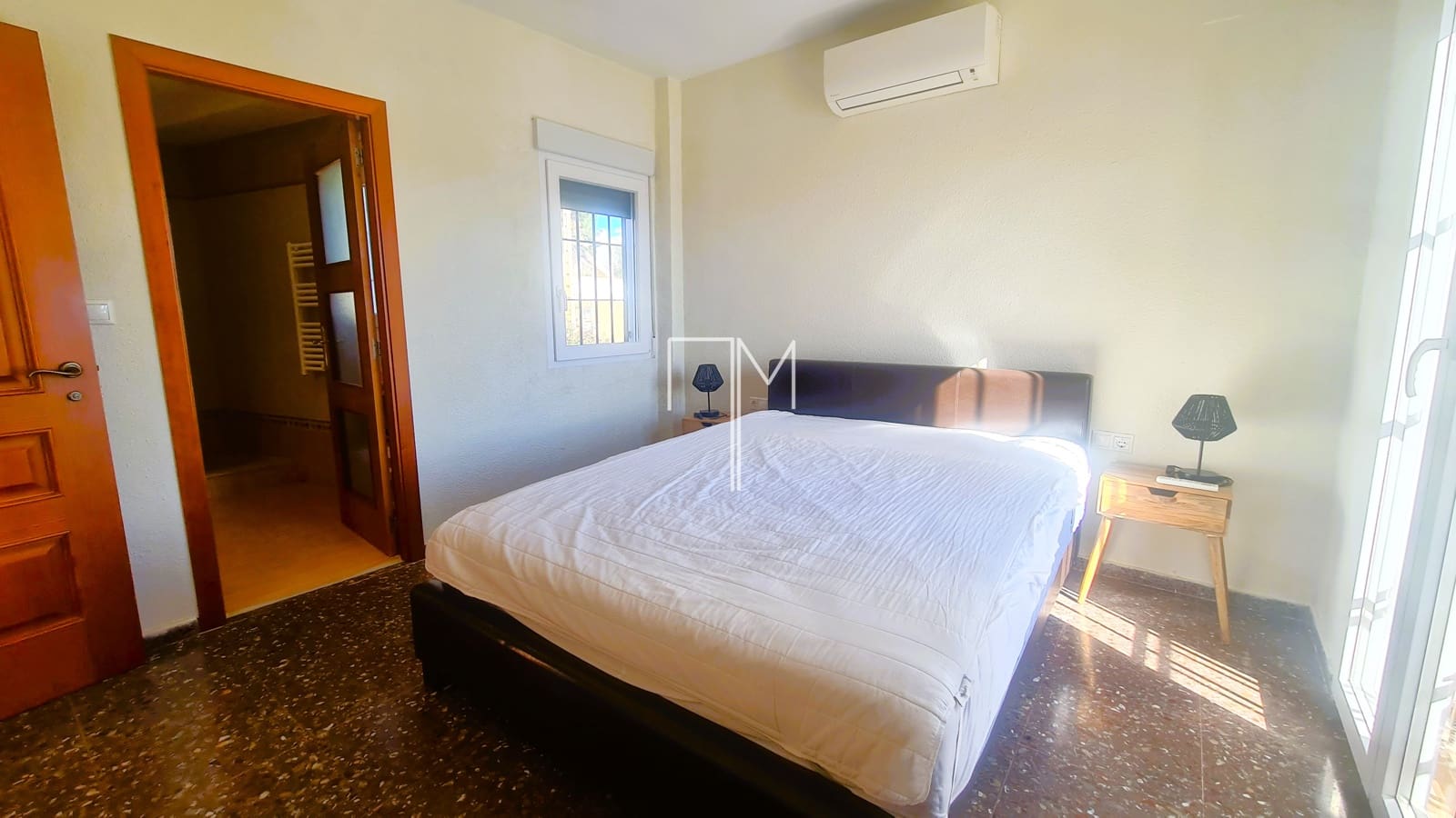 4 slaapkamer Villa te koop in Alberic met zwembad garage - € 265.000 (Ref: 9935269)