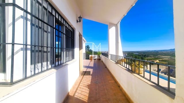 4 slaapkamer Villa te koop in Alberic met zwembad garage - € 265.000 (Ref: 9935269)
