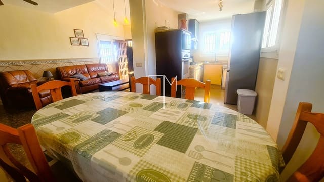 4 slaapkamer Villa te koop in Alberic met zwembad garage - € 265.000 (Ref: 9935269)