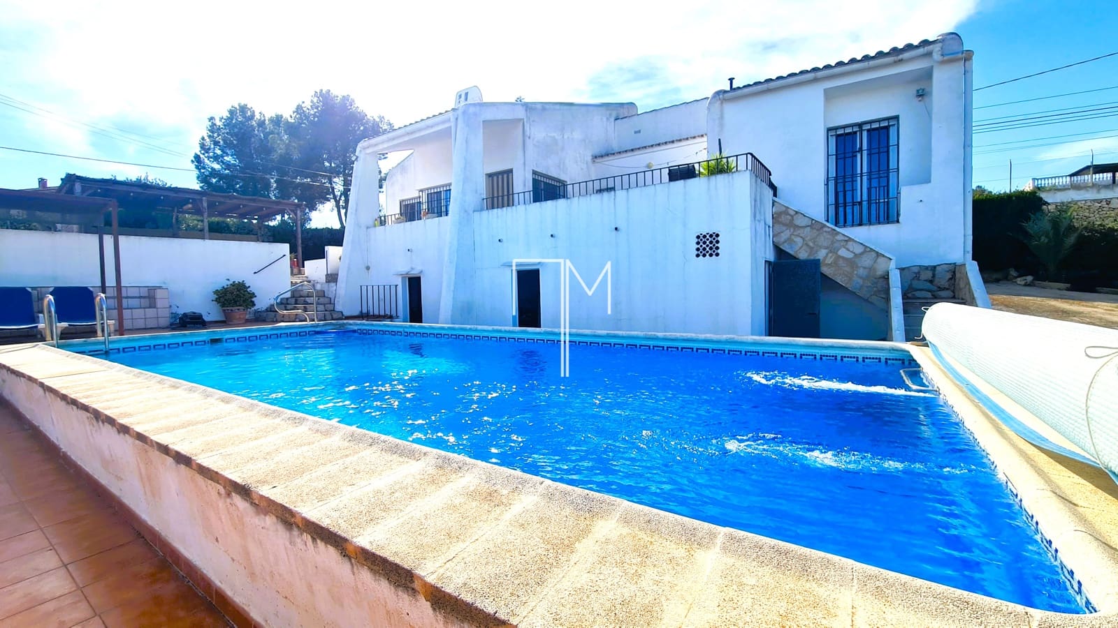 4 slaapkamer Villa te koop in Alberic met zwembad garage - € 265.000 (Ref: 9935269)
