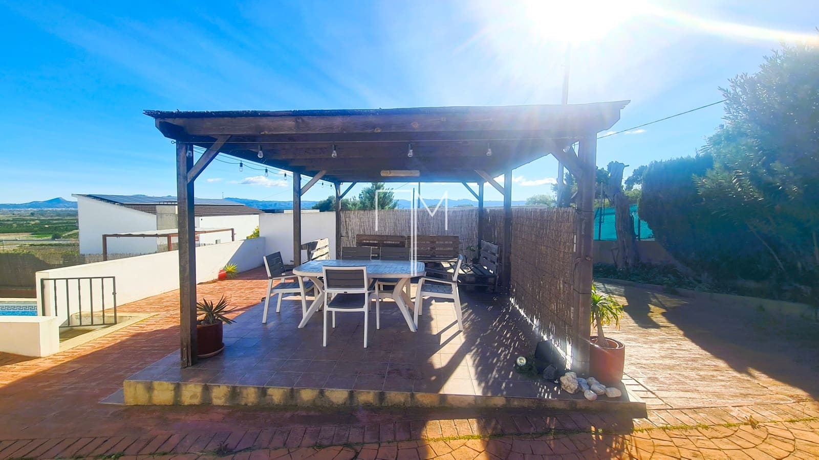 4 slaapkamer Villa te koop in Alberic met zwembad garage - € 265.000 (Ref: 9935269)