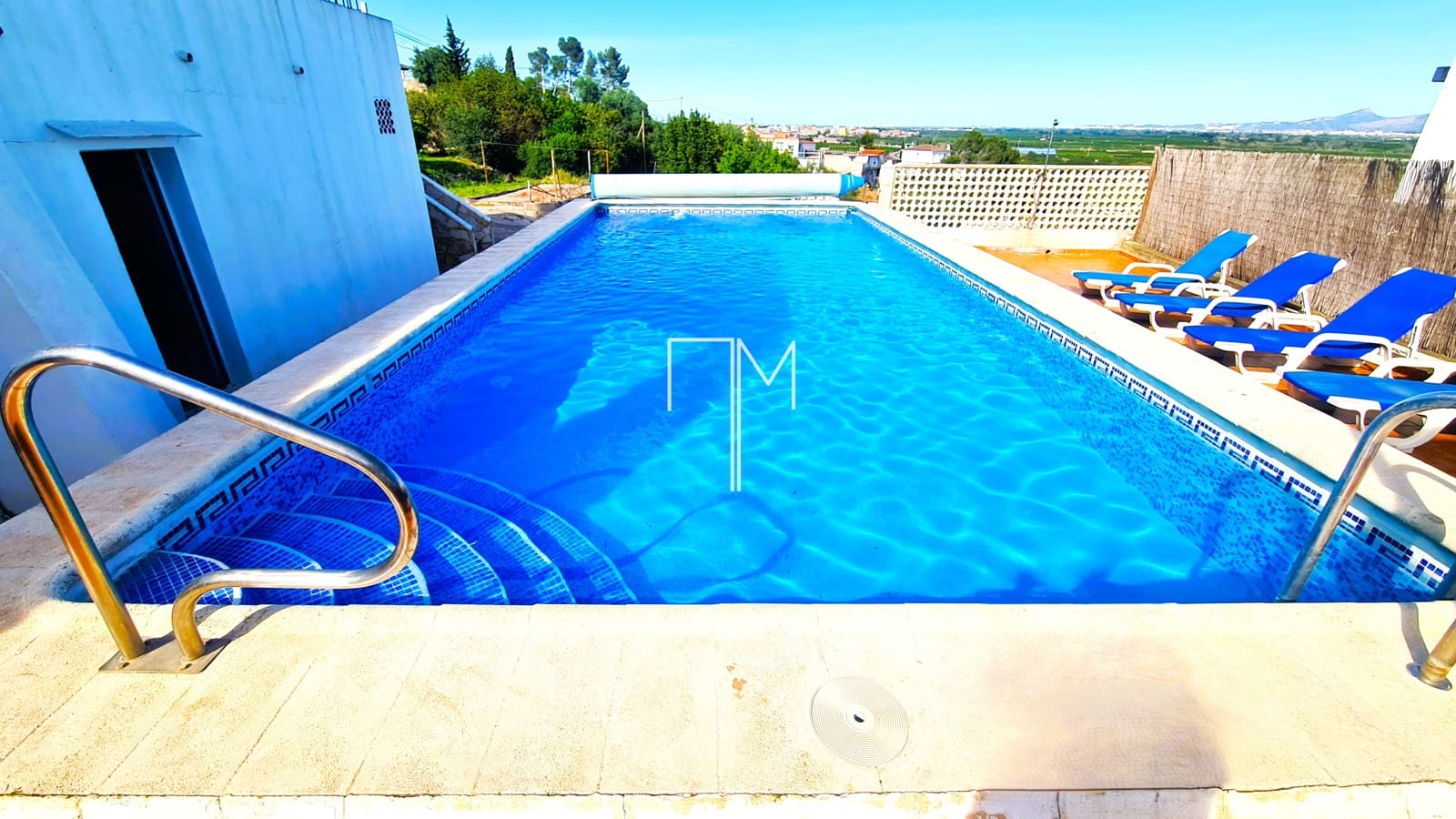 4 slaapkamer Villa te koop in Alberic met zwembad garage - € 265.000 (Ref: 9935269)