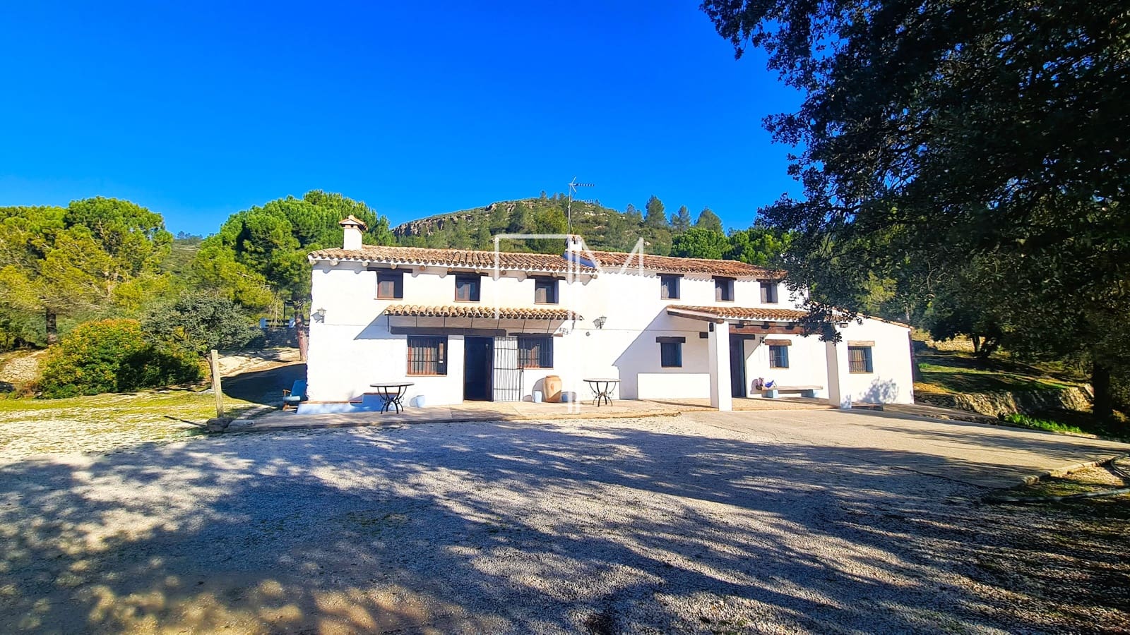 9 Zimmer Finca/Landgut zu verkaufen in Enguera mit Pool Garage - 1.450.000 € (Ref: 9941139)