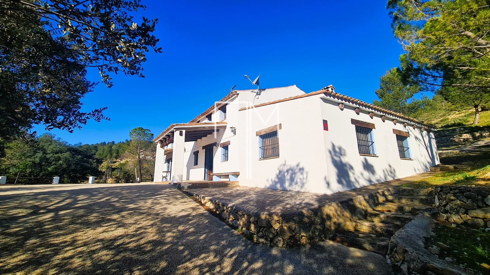 9 Zimmer Finca/Landgut zu verkaufen in Enguera mit Pool Garage - 1.450.000 € (Ref: 9941139)