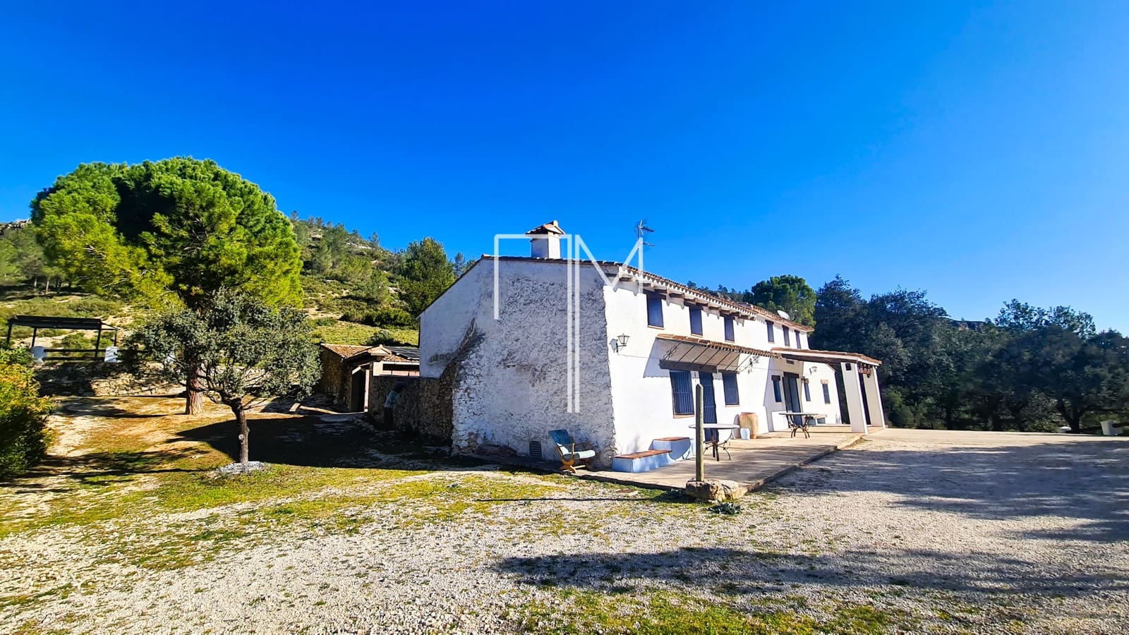 9 Zimmer Finca/Landgut zu verkaufen in Enguera mit Pool Garage - 1.450.000 € (Ref: 9941139)