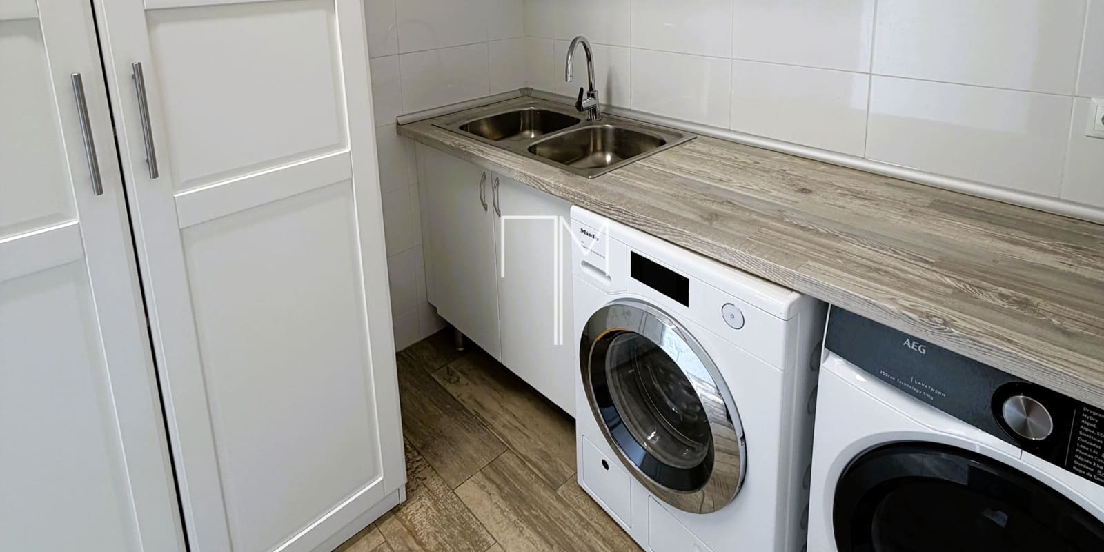 5 chambre Villa/Maison à vendre à Alberic avec piscine garage - 490 000 € (Ref: 9944911)